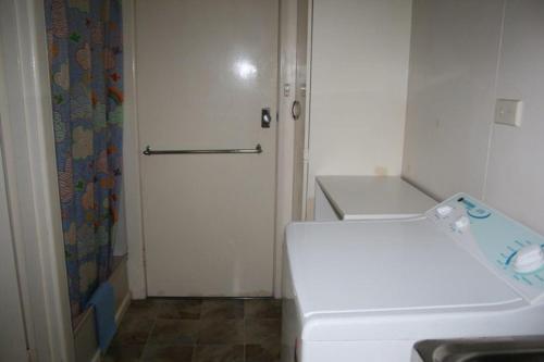 Two-Bedroom House image 1