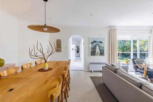 Celeste, 26 Bonito Street - Tranquil, Stylish & Pet friendly, Corlette (фото 8)