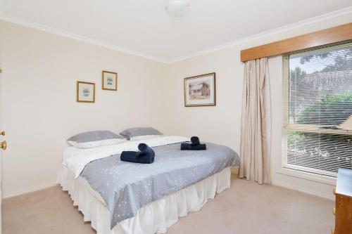 Two-Bedroom House image 3