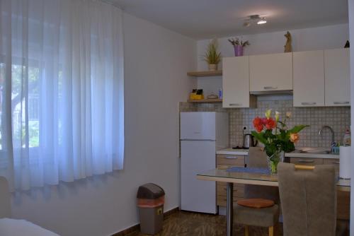 Apartments Meli 3