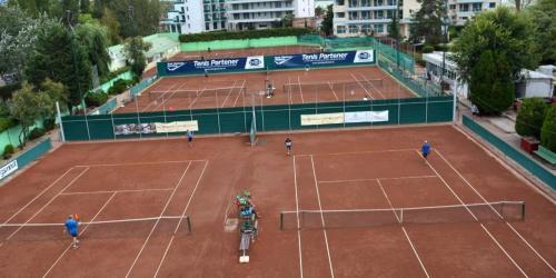 ملاعب تنس, DelSool MAMAiA camere moderne odihnitoare Constanta in مامايا