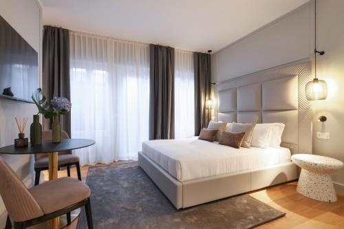 PRESTIGE BOUTIQUE APARTHOTEL - Piazza Duomo View, Milan (photo 6)