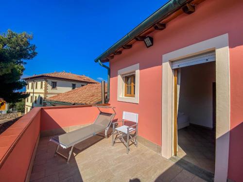 La Mandola eco Hostel in Капрайя