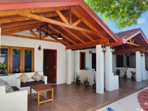 . Vashi Inn Maldives