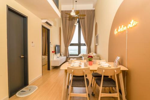 Facilities, Sunway Grid Loft Suite by Nest Home【Olympic Size Pool】 near Nanyang Technological University