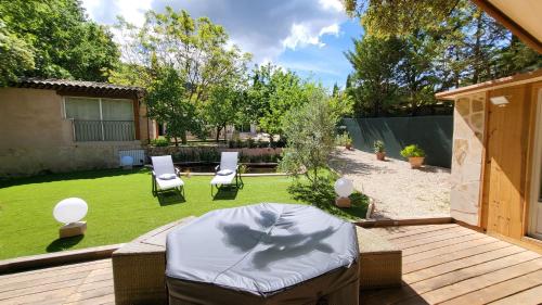 La TISSONNIERE Mer Alpilles Provence et Luberon avec Spa et Piscine à 10mns d Aix en Provence