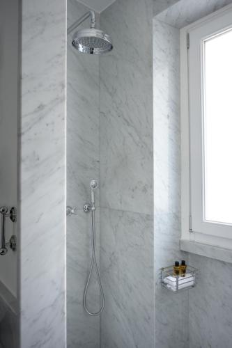 Casa Violante Luxury Apartment, Rzym (zdjęcie 5)