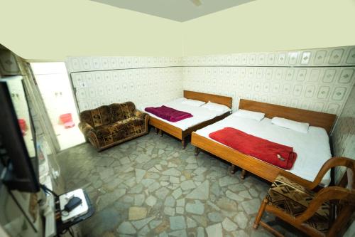 Family Room room in Hotel Raj Guest House