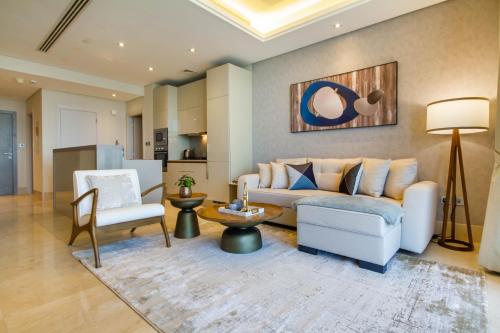 Bespoke Holiday Homes - Palm Jumeirah- 2 Bedroom Sea View with Pool & Beach Access, The 8, Dubái (foto 6)