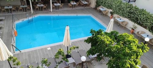 Talos Hotel Apartments - image 2