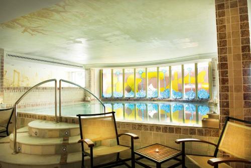 Los Angeles & Spa Hotel