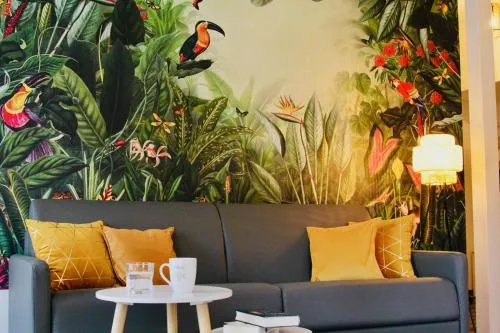 FeWoZauber - Domspatz, 50qm, Top-Lage, Style, Dachterrasse, Business in Schwerin, Deutschland