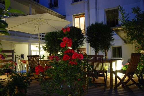 Hotel Alhambra In France