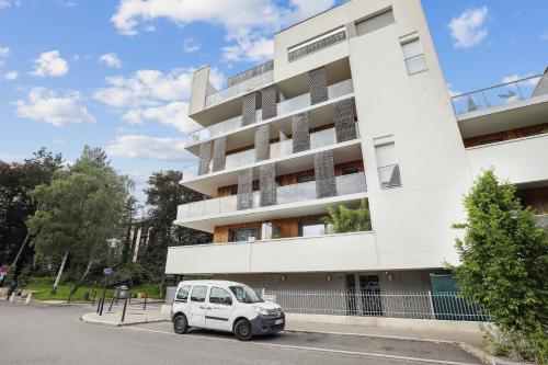 外部景觀, Apart-Chic-Les-Ulis With Balcon, Terrasse and Parking in 於利斯