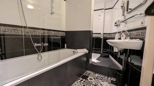 Apartment image 4