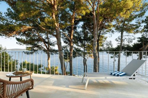 LUMA HVAR Premium Beachfront Villa 1st Row to Sea