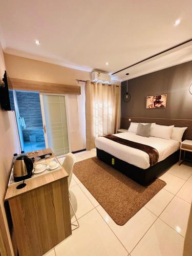 . LIVE-INN LUXURY SUITES