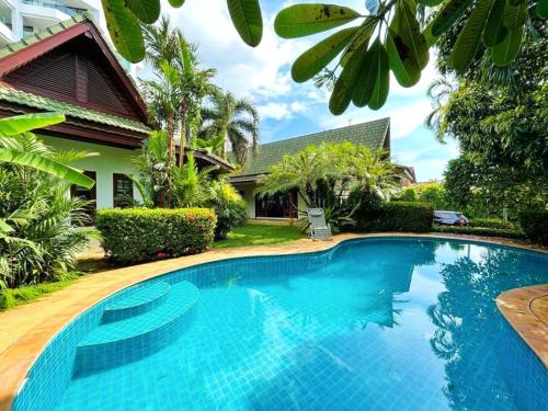 Surin beach villa