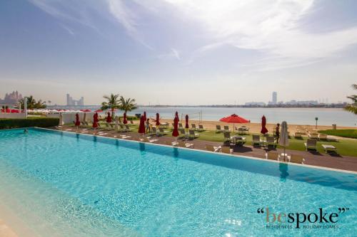 Bespoke Holiday Homes - Palm Jumeirah- 2 Bedroom Sea View with Pool & Beach Access, The 8, Dubái (foto 10)