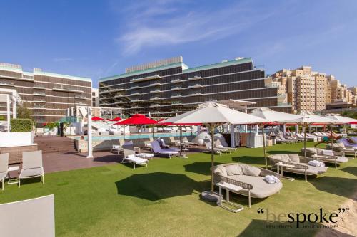 Bespoke Holiday Homes - Palm Jumeirah- 2 Bedroom Sea View with Pool & Beach Access The 8 - image 6