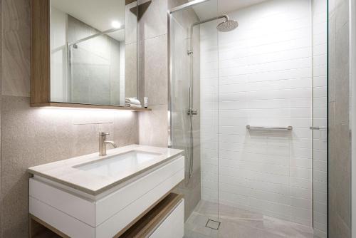 Two Bedroom Suite image 10