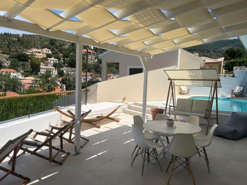 Vassilis Retreat 4