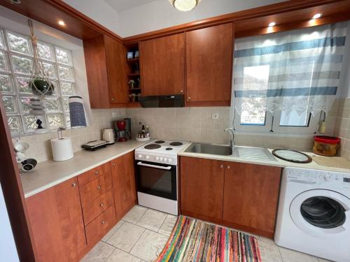 Kitchen, Mediterranean Dolphin Guest House in Asterousia