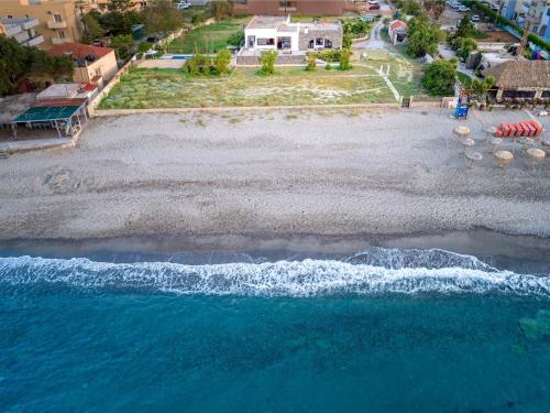 Platanias Beachfront Villa Elsa-90m To Main Square