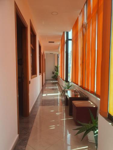 A szálláshely kívülről, Hotel W Bush Square in Fushë-Krujë