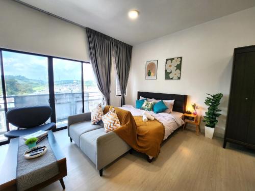 Taman Equine Comfy Studio#Greenery View#4 pax#Aeon Mall - Tap to explore photos
