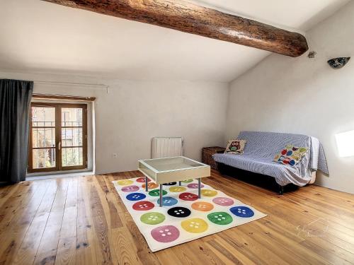 La maison aux volets bleus gîte à louer Caunes-Minervois