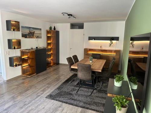 FHV01 - Ferienwohnung 100m² 6 Personen Garten und Terrasse 2x WC