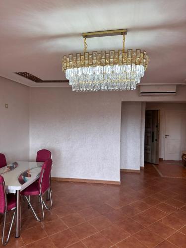 Tres belle apart en palm garden tanger