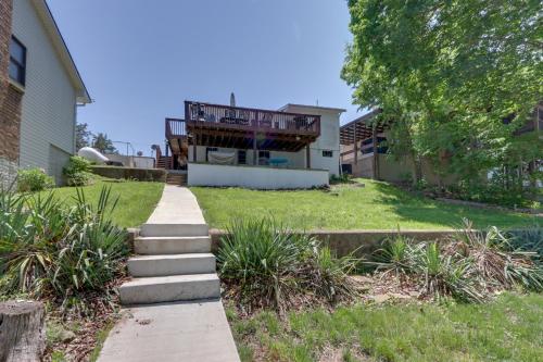 Lakefront Missouri Vacation Rental with Dock and Slip! Lakefront Missouri Vacation Rental with Dock and Slip!