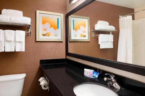 Fairfield Inn & Suites Minneapolis St. Paul/Roseville in Roseville, USA