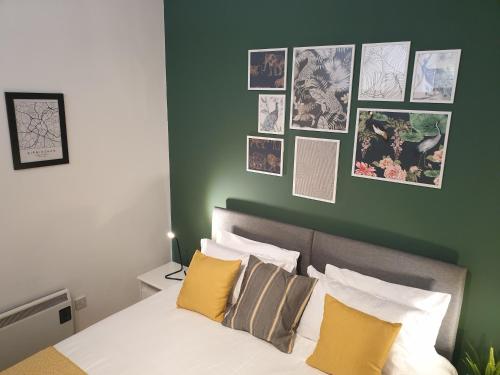 Platinum Apartment Birmingham- Free Secure Parking- Fast Fibre Wi-Fi