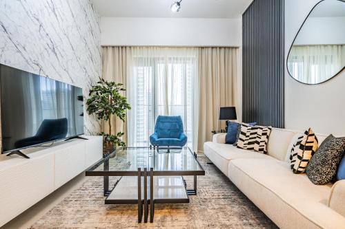 Superior 1BR In Burj Royale - Downtown Dubai, Дубай (фото 7)