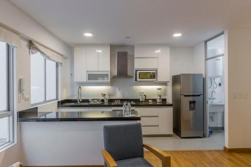 Stylish 2BR in Miraflores