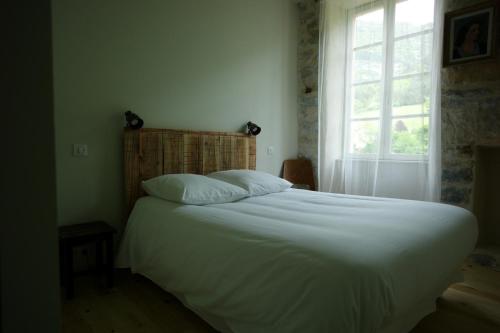 Skats, Hotel-Restaurant Le Parisien in Les Vignes (Languedoc-Roussillon)
