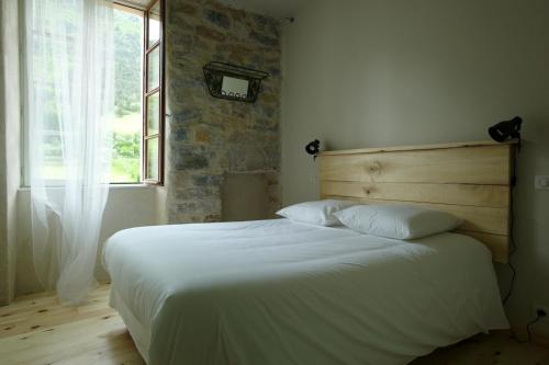 Hotel-Restaurant Le Parisien in Les Vignes (Languedoc-Roussillon)