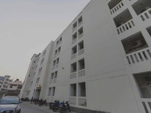 OYO Flagship Hotel Noida Residency Near ISKCON Temple Noida