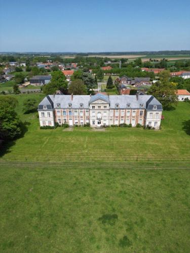 Chambres d'hôtes & Gîtes du Château de Grand Rullecourt