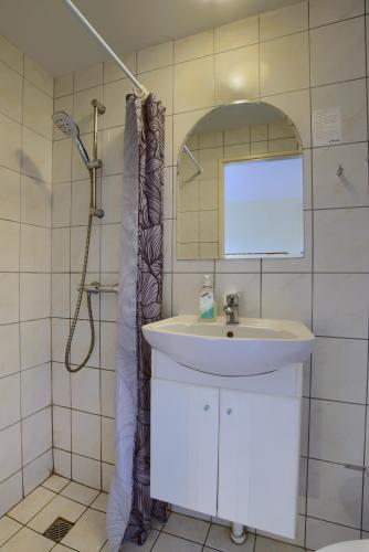Ebsens Hotel - image 11