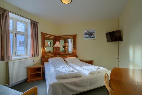 Ebsens Hotel - image 3