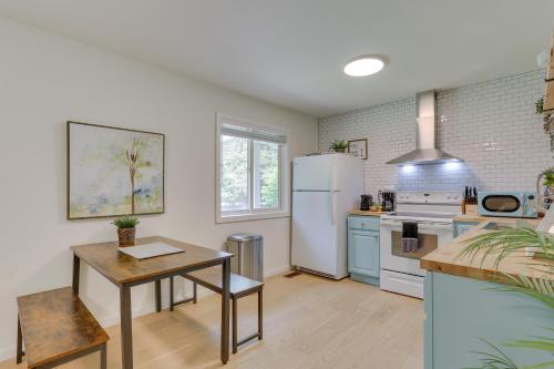 Cozy Swan Lake Apt with Grill and Private Yard in Swan Lake, USA
