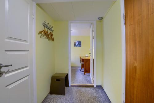 Ebsens Hotel - image 13