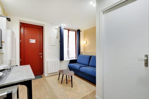 Freshly renovated apartment in the heart of Paris