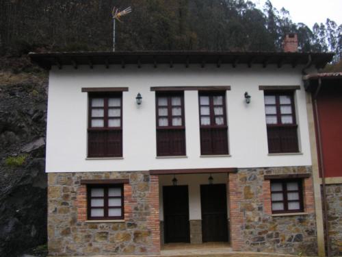  La Mina de Viñon in Viñón