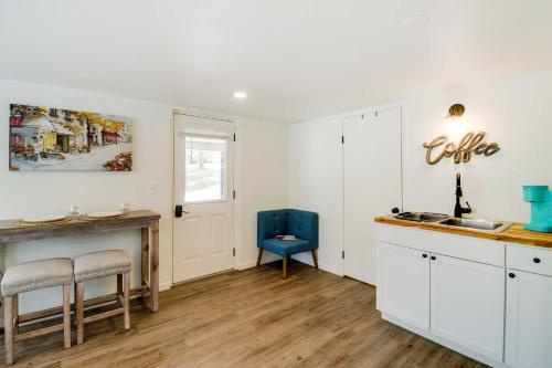 Cozy Studio Less Than 1 Mi to Downtown Mountain View!