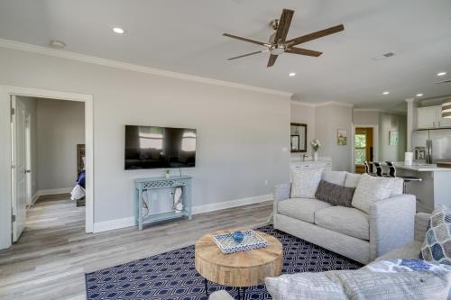 Pet-Friendly Vacation Rental in Biloxi Near Beach! in Biloxi, USA